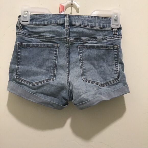 Bullhead super stretch shorty shorts, size 24, EUC - Picture 3 of 5